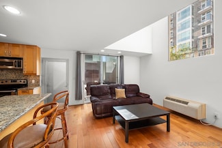 985 Island Ave Unit 4, San Diego, CA 92101