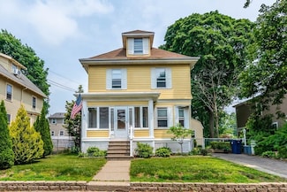 67 Gardner St, West Roxbury, MA 02132