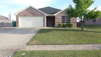 1018 Cove Hollow Dr, Cedar Hill, TX 75104