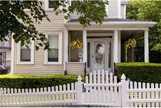 12 Norwood Ave, Somerville, MA 02145