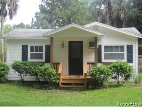 21 52nd St, Yankeetown, FL 34498