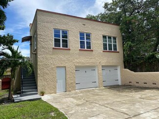 34 SW 8th St Unit Rear, Hallandale Beach, FL 33009