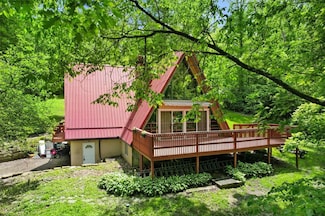 798 Cross Creek Rd, Burgettstown, PA 15021