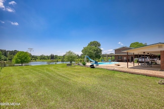 947 Bellhouse Rd, Macon, GA 31217