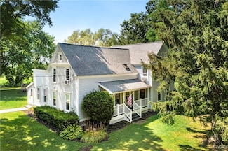 1909 Rose Hill Rd, Skaneateles, NY 13152
