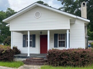 39 N Tallahassee St, Hazlehurst, GA 31539