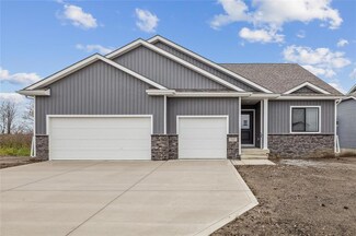 545 NW Rosemont Dr, Waukee, IA 50263