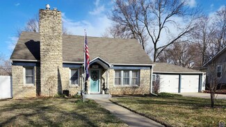 1506 SW Campbell Ave, Topeka, KS 66604