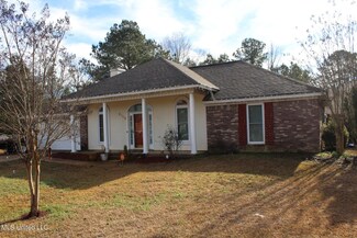 2112 Glennhaven Ct, Byram, MS 39272