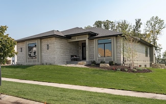 2684 Timber Oaks Rd SW, Rochester, MN 55902