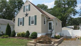 317 Haines Ave, Barrington, NJ 08007