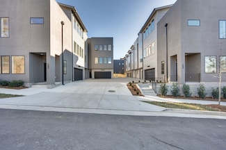 16 Willis St, Nashville, TN 37207