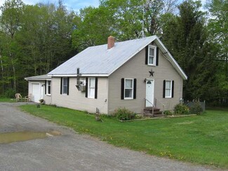 133 Middle Rd, Skowhegan, ME 04976