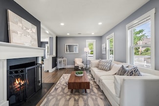 7 Clark St, Wilmington, MA 01887