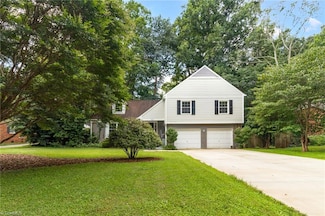 1015 Bridgewater Dr, Greensboro, NC 27410