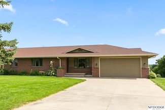 112 Par Acres Dr, Beemer, NE 68716
