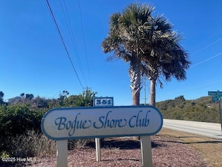 351 Salter Path Rd Unit 205, Atlantic Beach, NC 28512