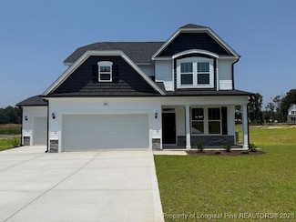 1015 Commodore Ct, Fayetteville, NC 28312