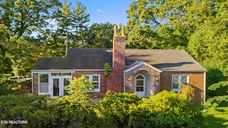 4303 Pleasant Ridge Rd, Knoxville, TN 37912