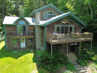 2184 Fuller Hill Rd, Warren, VT 05674