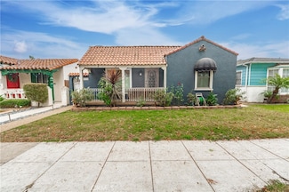 2070 Maine Ave, Long Beach, CA 90806