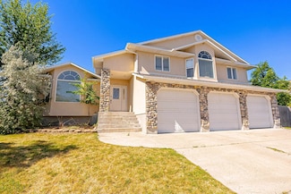 1675 Foxmore St, Pocatello, ID 83204