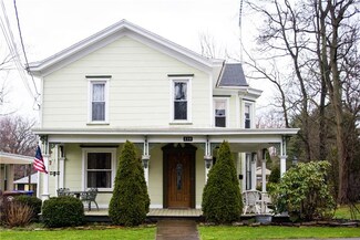 210 N Market St, New Wilmington, PA 16142