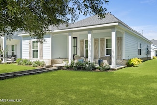 137 Grande View Dr, Biloxi, MS 39531