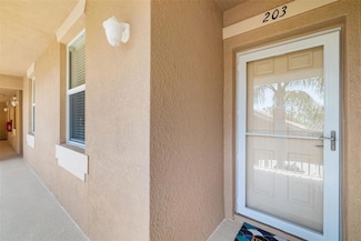 905 Fairwaycove Ln Unit 203, Bradenton, FL 34212
