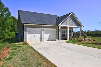 1014 Starmoss Ln, Conyers, GA 30094