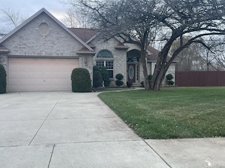 26926 Reaume St, Woodhaven, MI 48183