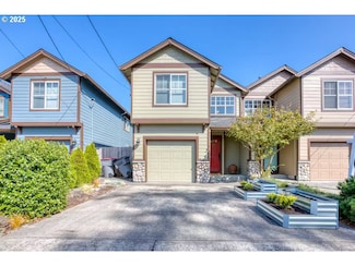 1061 S Columbia St, Seaside, OR 97138