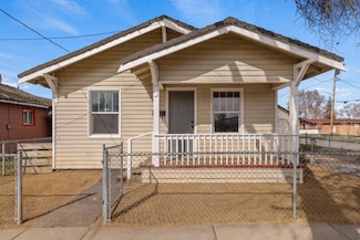 1610 Division St, Klamath Falls, OR 97601