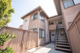 1317 Massachusetts Ave Unit 202, Riverside, CA 92507