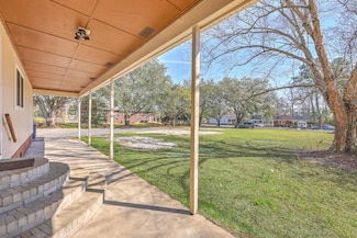 106 Mayrant St, Summerville, SC 29483