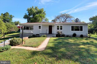 4404 Sams Creek Rd, New Windsor, MD 21776
