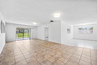 101 Lake Susan Dr Unit 1010, West Palm Beach, FL 33411
