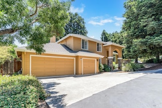 3800 Bouwina Ct, Concord, CA 94518