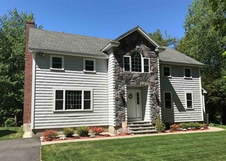 7 Cloverfield Rd, Newbury, NH 03255