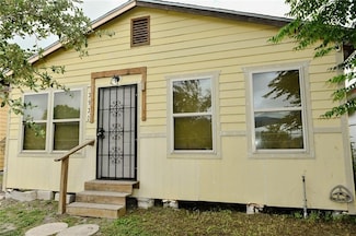 3930 Hidalgo St, Corpus Christi, TX 78405