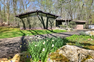 145 Guinea Rd, Stamford, CT 06903