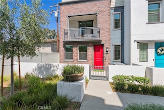 6902 Sagebrush Cir, Buena Park, CA 90621