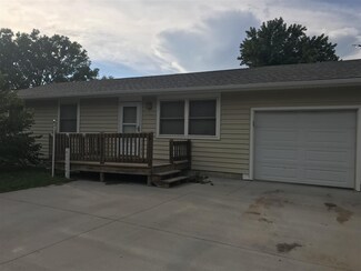 721 Random Rd, Hesston, KS 67062