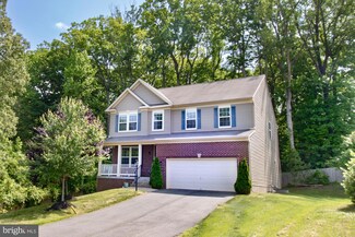 3801 Grafton Ct, Triangle, VA 22172