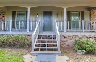 7269 Charbon Dr, Fairhope, AL 36532