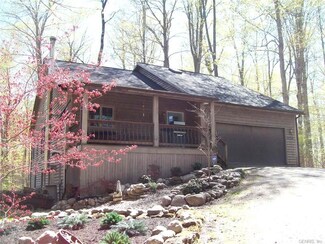 2026 Finley Rd, Walworth, NY 14568