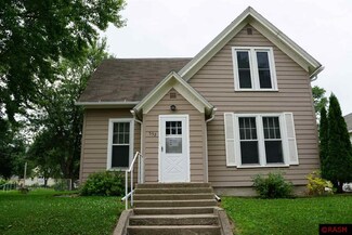 552 552 Humphrey, Lake Crystal, MN 56055