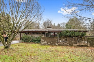 1577 Parkview Dr, Allison Park, PA 15101