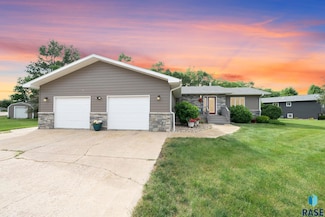 500 W Lincoln Ave, Viborg, SD 57070