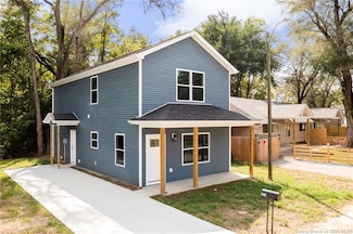 221 Halcyon Rd, Charlestown, IN 47111